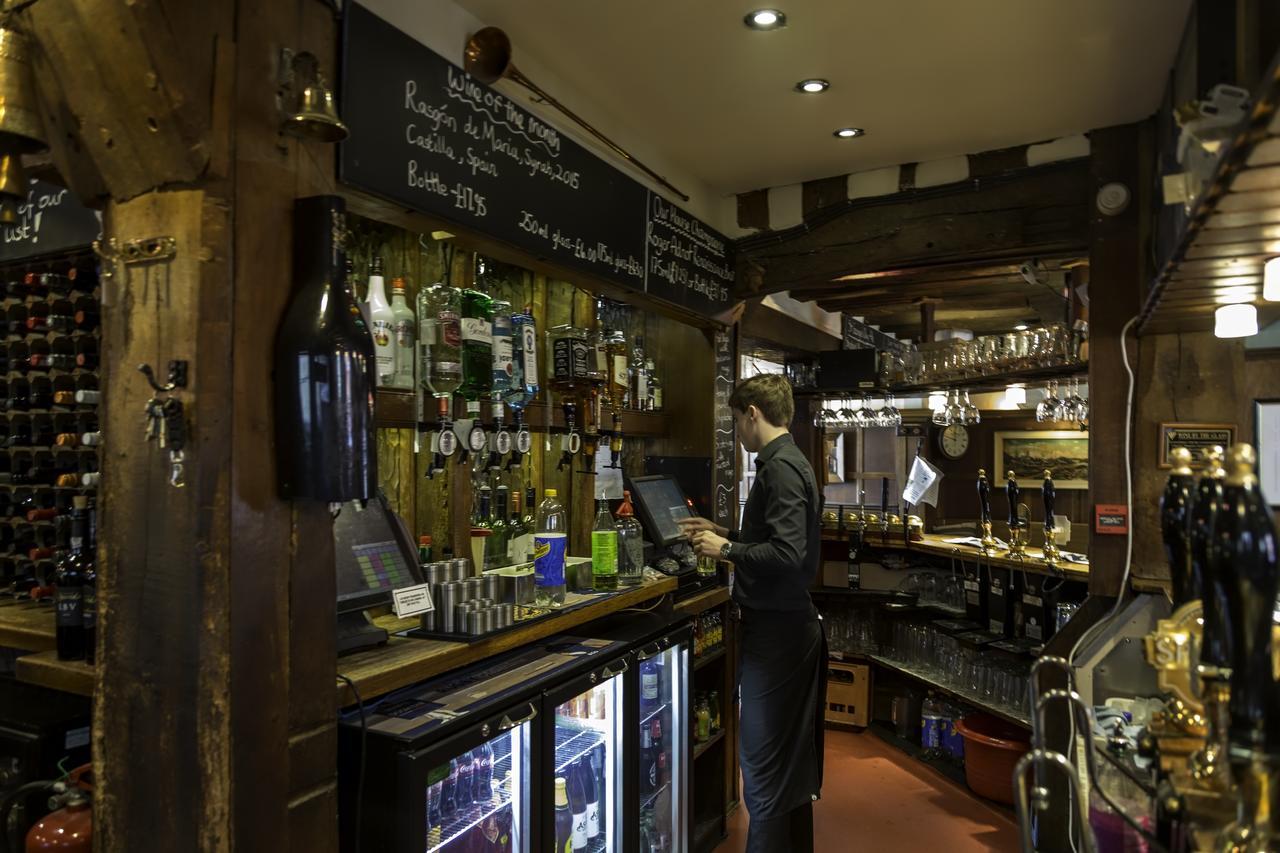 The Bell Inn Hotel Horndon-on-the-Hill Экстерьер фото